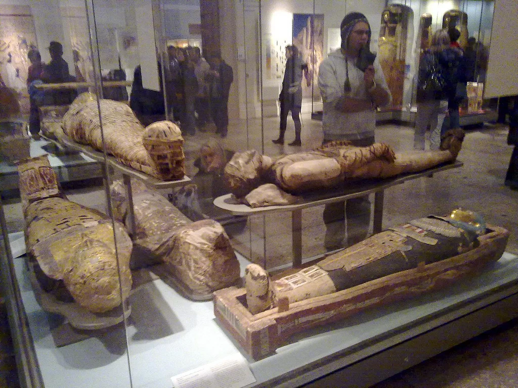  Egyptian Museum in Cairo - Cairo Tour